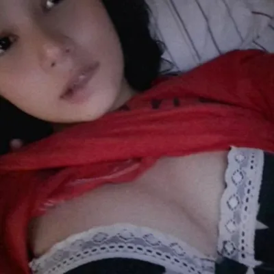 Namiss ni Lotlot Mapasukan ng Torotot Ang Kanyang Talulot