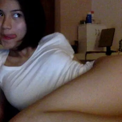 Ang Kawawang Talulot ni Charlotte Sabik na Sa Iyot