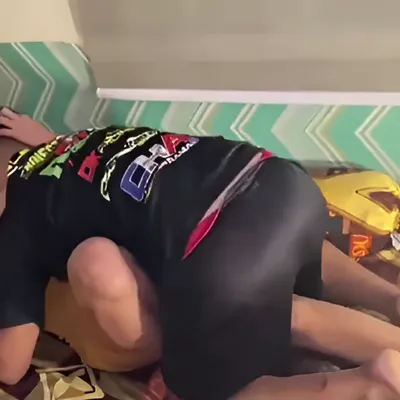 Mukbang muna bago tirahin